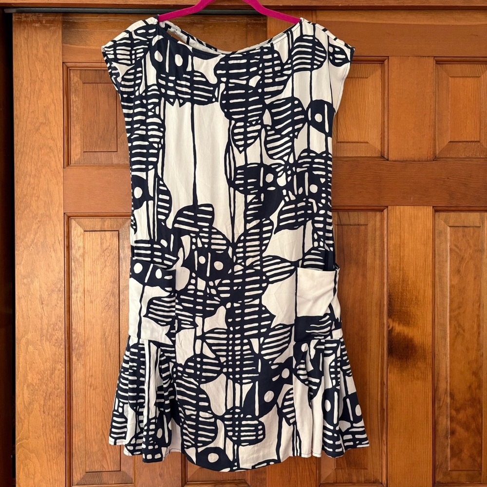 Diane Von Furstenberg Navy and Cream Silk Dress